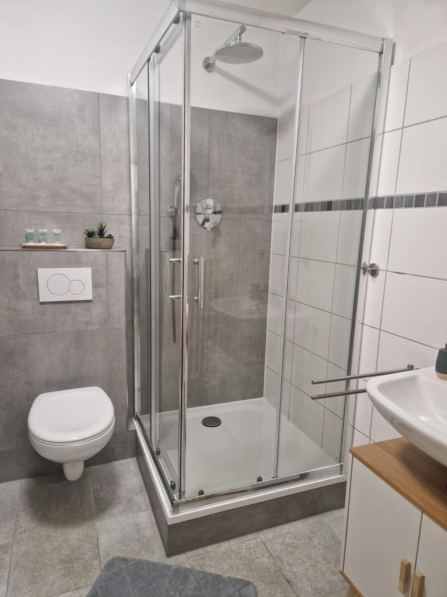 Dehome - Enjoy - Stay By Central Station Koblenz  Kültér fotó